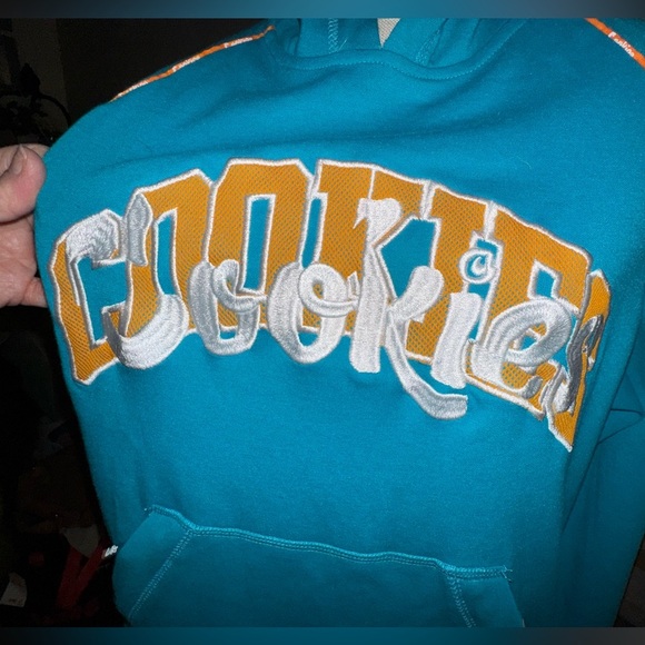 Cookies brand blue/yellow hoodie. Worn once!!  Great gift! EUC. Size L 🍪 - Picture 8 of 12